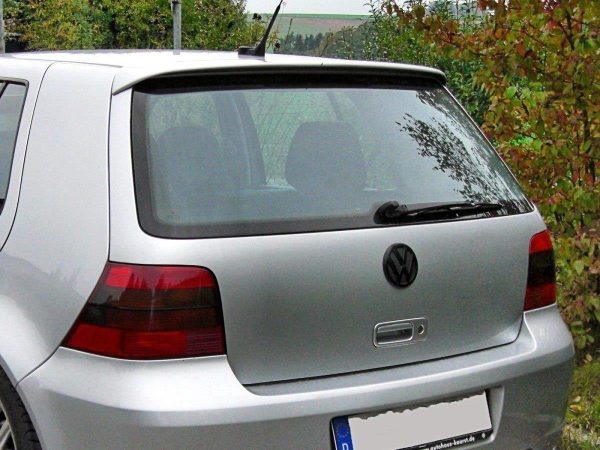 Volkswagen Golf IV - Aileron traseiro look R32 | VW-GO-4-D2F | Produto Maxton Design distribuído por Unicartuning.