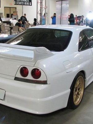 Nissan Skyline R33 - Aileron traseiro | 1995F | Produto Maxton Design distribuído por Unicartuning.