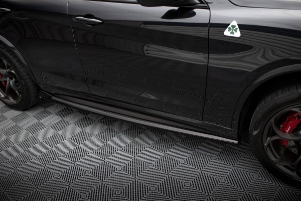 Alfa Romeo Stelvio Quadrifoglio Mk1 - Kit Lâminas | AL-ST-1-QV-SET | Produto Maxton Design distribuído por Unicartuning. Alfa Romeo Stelvio Quadrifoglio Mk1 - Kit Lâminas | AL-ST-1-QV-SET | Produto Maxton Design distribuído por Unicartuning.