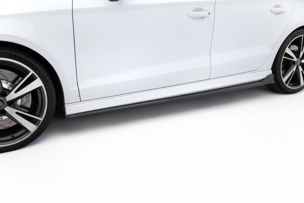 Audi RS3 Sedan 8V (facelift) - Kit Lâminas | AU-RS3-8VF-S-SET | Produto Maxton Design distribuído por Unicartuning. Audi RS3 Sedan 8V (facelift) - Kit Lâminas | AU-RS3-8VF-S-SET | Produto Maxton Design distribuído por Unicartuning.