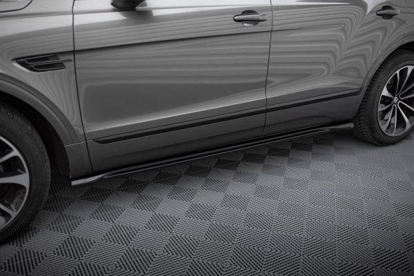 Bentley Bentayga Mk1 - Kit Lâminas | BE-BE-1-SET | Produto Maxton Design distribuído por Unicartuning. Bentley Bentayga Mk1 - Kit Lâminas | BE-BE-1-SET | Produto Maxton Design distribuído por Unicartuning.