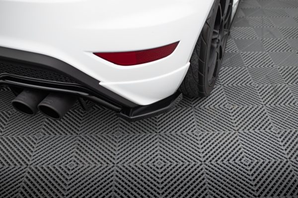 Ford Fiesta ST Mk7 (facelift) - Kit Lâminas | FO-FI-7F-ST-SET1 | Produto Maxton Design distribuído por Unicartuning. Ford Fiesta ST Mk7 (facelift) - Kit Lâminas | FO-FI-7F-ST-SET1 | Produto Maxton Design distribuído por Unicartuning.