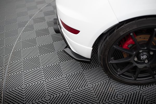 Ford Fiesta ST Mk7 (facelift) - Kit Lâminas | FO-FI-7F-ST-SET1 | Produto Maxton Design distribuído por Unicartuning. Ford Fiesta ST Mk7 (facelift) - Kit Lâminas | FO-FI-7F-ST-SET1 | Produto Maxton Design distribuído por Unicartuning.