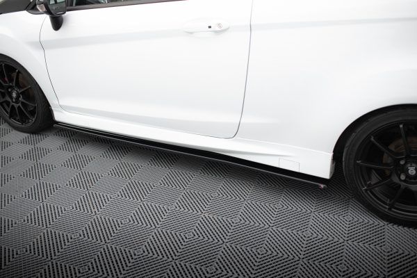 Ford Fiesta ST Mk7 (facelift) - Kit Lâminas | FO-FI-7F-ST-SET1 | Produto Maxton Design distribuído por Unicartuning. Ford Fiesta ST Mk7 (facelift) - Kit Lâminas | FO-FI-7F-ST-SET1 | Produto Maxton Design distribuído por Unicartuning.
