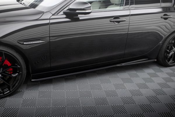 Jaguar Xe R-Sport X760 - Kit Lâminas | JA-XE-1F-SET | Produto Maxton Design distribuído por Unicartuning. Jaguar Xe R-Sport X760 - Kit Lâminas | JA-XE-1F-SET | Produto Maxton Design distribuído por Unicartuning.