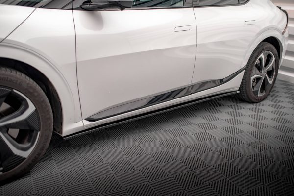 Kia Ev9 GT-line Mk1 - Kit Lâminas | KI-EV6-1-GTLINE-SET | Produto Maxton Design distribuído por Unicartuning. Kia Ev9 GT-line Mk1 - Kit Lâminas | KI-EV6-1-GTLINE-SET | Produto Maxton Design distribuído por Unicartuning.