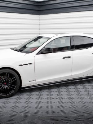 Maserati Ghibli Mk3 - Kit Lâminas | MA-GH-1F-SET | Produto Maxton Design distribuído por Unicartuning. Maserati Ghibli Mk3 - Kit Lâminas | MA-GH-1F-SET | Produto Maxton Design distribuído por Unicartuning.