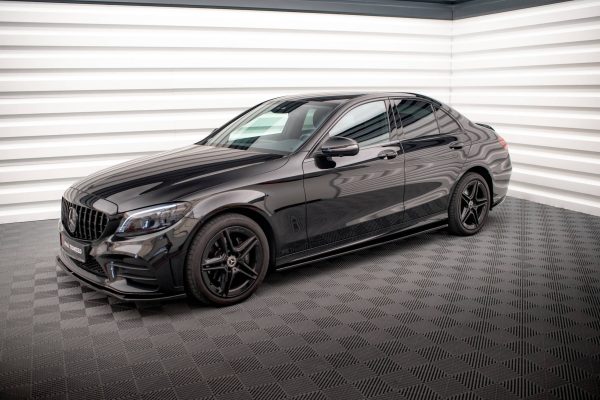Mercedes-Benz C W205 - Kit Lâminas | ME-C-205F-AMGLINE-SET | Produto Maxton Design distribuído por Unicartuning. Mercedes-Benz C W205 - Kit Lâminas | ME-C-205F-AMGLINE-SET | Produto Maxton Design distribuído por Unicartuning.
