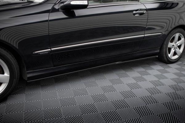 Mercedes-Benz Cls AMG Line / 63 AMG C218 - Kit Lâminas | ME-CLK-209-SET | Produto Maxton Design distribuído por Unicartuning. Mercedes-Benz Cls AMG Line / 63 AMG C218 - Kit Lâminas | ME-CLK-209-SET | Produto Maxton Design distribuído por Unicartuning.