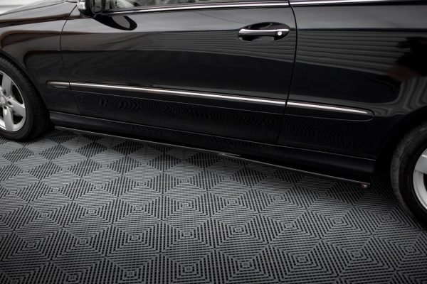Mercedes-Benz Cls AMG Line / 63 AMG C218 - Kit Lâminas | ME-CLK-209-SET | Produto Maxton Design distribuído por Unicartuning. Mercedes-Benz Cls AMG Line / 63 AMG C218 - Kit Lâminas | ME-CLK-209-SET | Produto Maxton Design distribuído por Unicartuning.