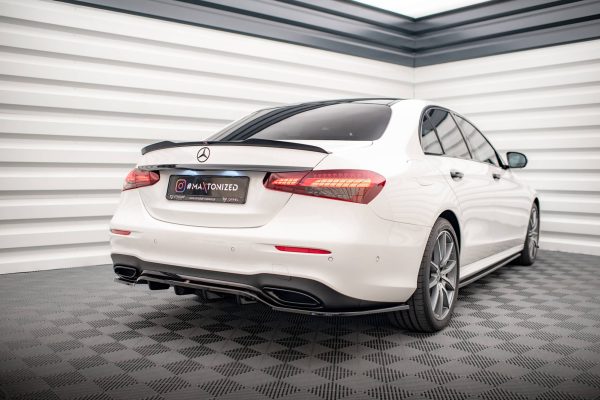 Mercedes-Benz E W213 - Kit Lâminas | ME-E-213F-AMGLINE-SET | Produto Maxton Design distribuído por Unicartuning. Mercedes-Benz E W213 - Kit Lâminas | ME-E-213F-AMGLINE-SET | Produto Maxton Design distribuído por Unicartuning.