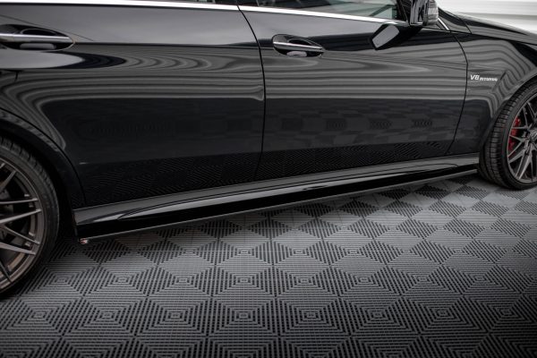 Mercedes-Benz - Benz E Coupé / Cabrio C207 (facelift) / A207 Facelit - Kit Lâminas | ME-E-212F-AMG-SET | Produto Maxton Design distribuído por Unicartuning. Mercedes-Benz - Benz E Coupé / Cabrio C207 (facelift) / A207 Facelit - Kit Lâminas | ME-E-212F-AMG-SET | Produto Maxton Design distribuído por Unicartuning.