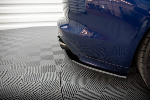 Porsche Panamera Turbo S E- - Kit Lâminas | PO-PA-971F-H-SET | Produto Maxton Design distribuído por Unicartuning. Porsche Panamera Turbo S E- - Kit Lâminas | PO-PA-971F-H-SET | Produto Maxton Design distribuído por Unicartuning.