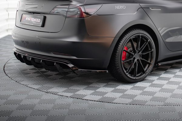 Tesla Model S Plaid Mk1 (facelift) - Kit Lâminas | TE-MODEL3-1-SET | Produto Maxton Design distribuído por Unicartuning.