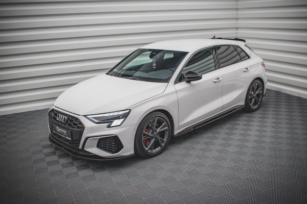 Audi A3 S-Line Sportback 8Y - Kit Lâminas V.1 | AU-A3-8Y-SLINE-SET1 | Produto Maxton Design distribuído por Unicartuning.