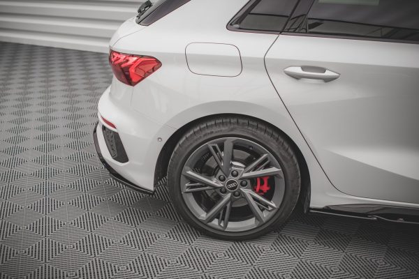 Audi A3 S-Line Sportback 8Y - Kit Lâminas V.1 | AU-A3-8Y-SLINE-SET1 | Produto Maxton Design distribuído por Unicartuning.