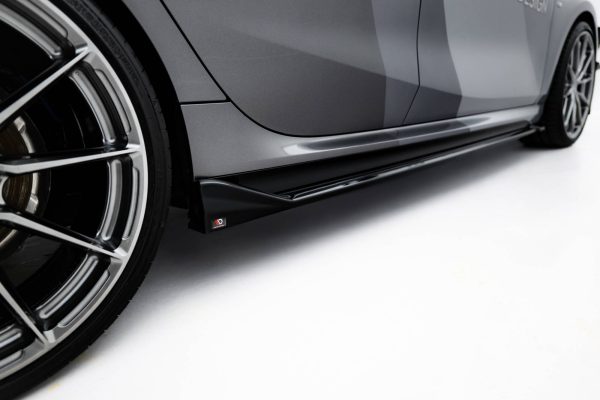 BMW M135i F70 - Kit Lâminas V.2 | BM-1-M135-70-SET2 | Produto Maxton Design distribuído por Unicartuning. BMW M135i F70 - Kit Lâminas V.2 | BM-1-M135-70-SET2 | Produto Maxton Design distribuído por Unicartuning.