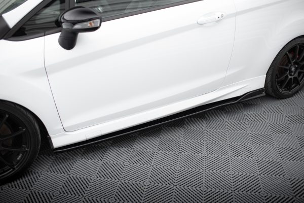 Ford Fiesta ST Mk7 (facelift) - Kit Lâminas V.2 | FO-FI-7F-ST-SET2 | Produto Maxton Design distribuído por Unicartuning. Ford Fiesta ST Mk7 (facelift) - Kit Lâminas V.2 | FO-FI-7F-ST-SET2 | Produto Maxton Design distribuído por Unicartuning.