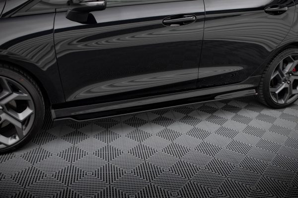 Ford Fiesta Standard/ ST-line/ ST - Kit Lâminas V.3 | FO-FI-8F-ST-SET3 | Produto Maxton Design distribuído por Unicartuning. Ford Fiesta Standard/ ST-line/ ST - Kit Lâminas V.3 | FO-FI-8F-ST-SET3 | Produto Maxton Design distribuído por Unicartuning.