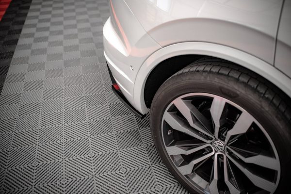 pol_po_Set-of-Splitters-Volkswagen-Touareg-R-Line-Mk3-22111_20 Volkswagen Touareg R-line - Kit Lâminas
