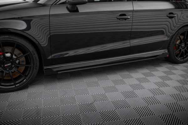 Audi RS3 Sedan 8V (facelift) - Splitters laterais | AURS38VFSCNC-SF1G | Produto Maxton Design distribuído por Unicartuning. Audi RS3 Sedan 8V (facelift) - Splitters laterais | AURS38VFSCNC-SF1G | Produto Maxton Design distribuído por Unicartuning.
