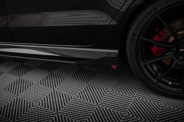 Audi RS3 Sedan 8V (facelift) - Splitters laterais | AURS38VFSCNC-SF1G | Produto Maxton Design distribuído por Unicartuning. Audi RS3 Sedan 8V (facelift) - Splitters laterais | AURS38VFSCNC-SF1G | Produto Maxton Design distribuído por Unicartuning.