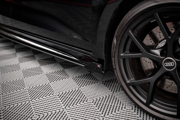 Audi RS3 Sportback 8Y - Splitters laterais | AURS38YCNC-SRF1G | Produto Maxton Design distribuído por Unicartuning. Audi RS3 Sportback 8Y - Splitters laterais | AURS38YCNC-SRF1G | Produto Maxton Design distribuído por Unicartuning.