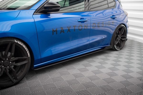 Ford Focus ST / ST-line Mk4 - Splitters laterais | FOFO4STCNC-SRF1G | Produto Maxton Design distribuído por Unicartuning. Ford Focus ST / ST-line Mk4 - Splitters laterais | FOFO4STCNC-SRF1G | Produto Maxton Design distribuído por Unicartuning.