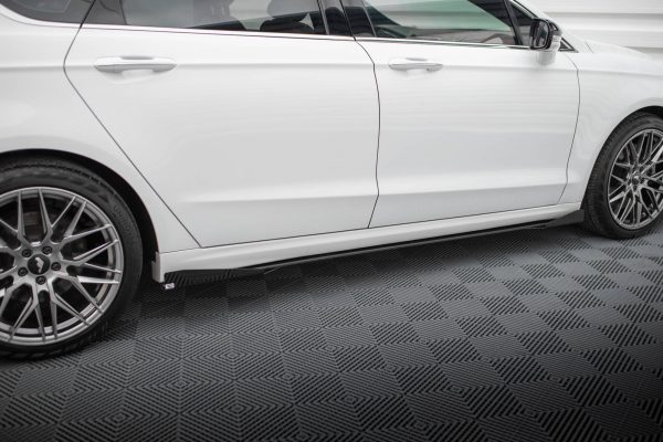 Ford Mondeo Sport Mk5 (facelift) / Fusion Sport Mk2 (facelift) - Splitters laterais | FOMO5FSPORTCNC-SF1G | Produto Maxton Design distribuído por Unicartuning.
