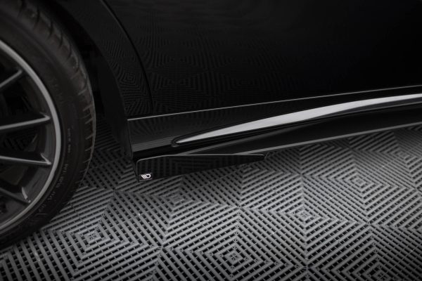 Mercedes-Benz Classe A AMG-line W176 (facelift) - Splitters laterais | MEA176FAMGLINECNC-SF1G | Produto Maxton Design distribuído por Unicartuning. Mercedes-Benz Classe A AMG-line W176 (facelift) - Splitters laterais | MEA176FAMGLINECNC-SF1G | Produto Maxton Design distribuído por Unicartuning.