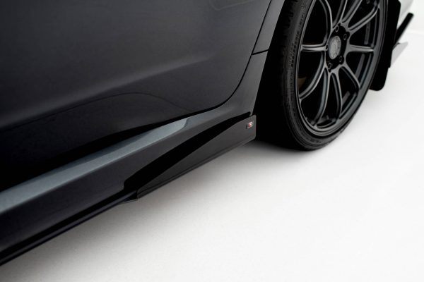 Subaru Impreza WRX STI Mk3 (facelift) - Splitters laterais | SUIM3FWRXSTICNC-SF1G | Produto Maxton Design distribuído por Unicartuning.