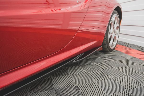 Alfa Romeo 4c - Lâminas para embaladeiras | AL-4C-SD1G | Produto Maxton Design distribuído por Unicartuning. Alfa Romeo 4c - Lâminas para embaladeiras | AL-4C-SD1G | Produto Maxton Design distribuído por Unicartuning.