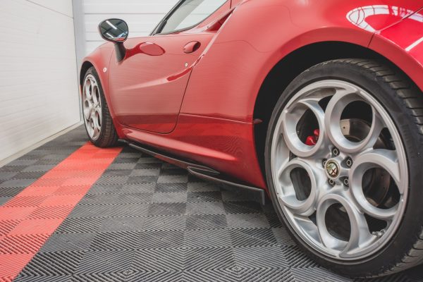 Alfa Romeo 4c - Lâminas para embaladeiras | AL-4C-SD1G | Produto Maxton Design distribuído por Unicartuning. Alfa Romeo 4c - Lâminas para embaladeiras | AL-4C-SD1G | Produto Maxton Design distribuído por Unicartuning.