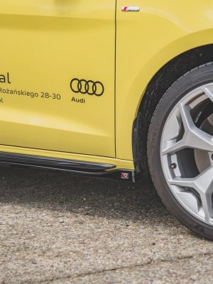 Audi A1 S-Line Gb - Lâminas para embaladeiras | AU-A1-GB-SLINE-SD1G | Produto Maxton Design distribuído por Unicartuning. Audi A1 S-Line Gb - Lâminas para embaladeiras | AU-A1-GB-SLINE-SD1G | Produto Maxton Design distribuído por Unicartuning.