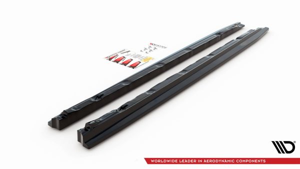 Audi Q3 Sport 8u (facelift) - Lâminas para embaladeiras | AU-Q3-1F-SLINE-SD1G | Produto Maxton Design distribuído por Unicartuning. Audi Q3 Sport 8u (facelift) - Lâminas para embaladeiras | AU-Q3-1F-SLINE-SD1G | Produto Maxton Design distribuído por Unicartuning.