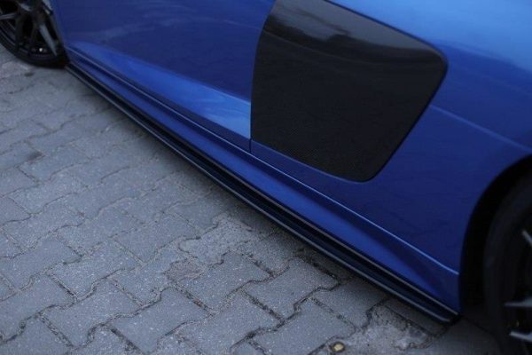 Audi R8 Mk.2 - Lâminas para embaladeiras | AU-R8-2-SD1G | Produto Maxton Design distribuído por Unicartuning. Audi R8 Mk.2 - Lâminas para embaladeiras | AU-R8-2-SD1G | Produto Maxton Design distribuído por Unicartuning.