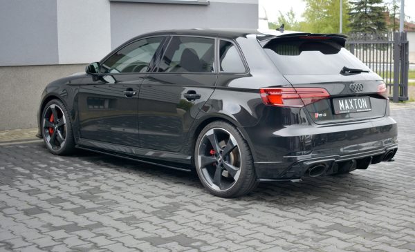 Audi RS3 8V Fl Sportback - Lâminas para embaladeiras | AU-RS3-8VF-SD1G | Produto Maxton Design distribuído por Unicartuning. Audi RS3 8V Fl Sportback - Lâminas para embaladeiras | AU-RS3-8VF-SD1G | Produto Maxton Design distribuído por Unicartuning.