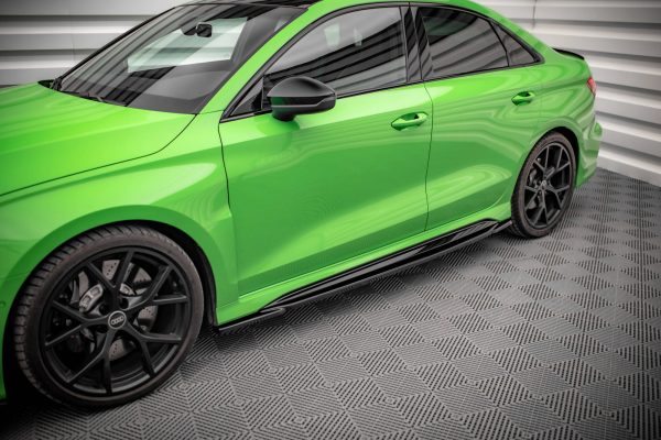 Audi RS3 Sedan 8Y - Lâminas para embaladeiras | AU-RS3-8Y-S-SD1G | Produto Maxton Design distribuído por Unicartuning. Audi RS3 Sedan 8Y - Lâminas para embaladeiras | AU-RS3-8Y-S-SD1G | Produto Maxton Design distribuído por Unicartuning.
