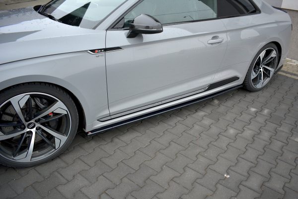 Audi RS5 Coupé F5 - Lâminas para embaladeiras | AU-RS5-2-SD1G | Produto Maxton Design distribuído por Unicartuning. Audi RS5 Coupé F5 - Lâminas para embaladeiras | AU-RS5-2-SD1G | Produto Maxton Design distribuído por Unicartuning.