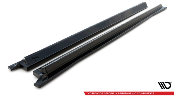 Audi RS Q8 Mk1 - Lâminas para embaladeiras | AU-RSQ8-1-SD1G | Produto Maxton Design distribuído por Unicartuning. Audi RS Q8 Mk1 - Lâminas para embaladeiras | AU-RSQ8-1-SD1G | Produto Maxton Design distribuído por Unicartuning.