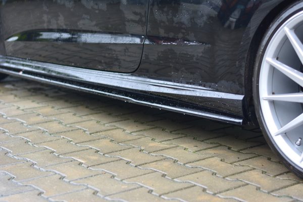 Audi S3 / A3 S-Line 8V / 8V Fl Hatchback - Lâminas para embaladeiras | AU-S3-3-3D-SD1G | Produto Maxton Design distribuído por Unicartuning. Audi S3 / A3 S-Line 8V / 8V Fl Hatchback - Lâminas para embaladeiras | AU-S3-3-3D-SD1G | Produto Maxton Design distribuído por Unicartuning.