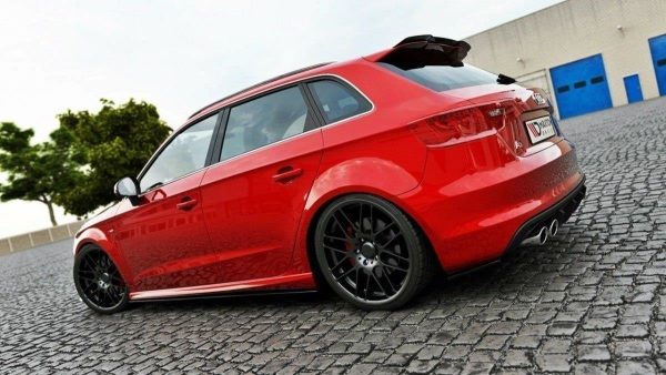 Audi S3 / A3 S-Line 8V / 8V Fl Sportback - Lâminas para embaladeiras | AU-S3-3-SD1G | Produto Maxton Design distribuído por Unicartuning.