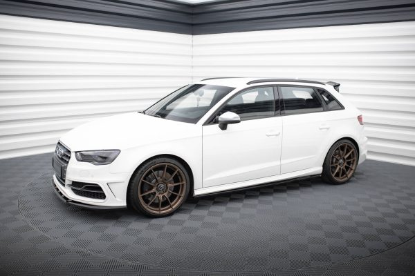 Audi S3 / A3 S-Line Sportback 8V - Lâminas para embaladeiras | AU-S3-8V-SB-SD1G | Produto Maxton Design distribuído por Unicartuning.