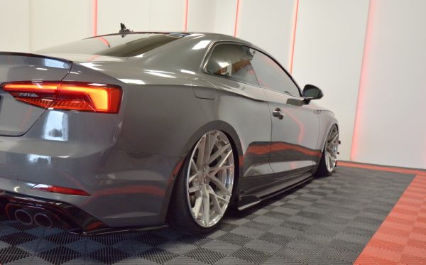 Audi S5 / A5 S-Line F5 Coupé - Lâminas para embaladeiras | AU-S5-2-FSD1FP | Produto Maxton Design distribuído por Unicartuning. Audi S5 / A5 S-Line F5 Coupé - Lâminas para embaladeiras | AU-S5-2-FSD1FP | Produto Maxton Design distribuído por Unicartuning.