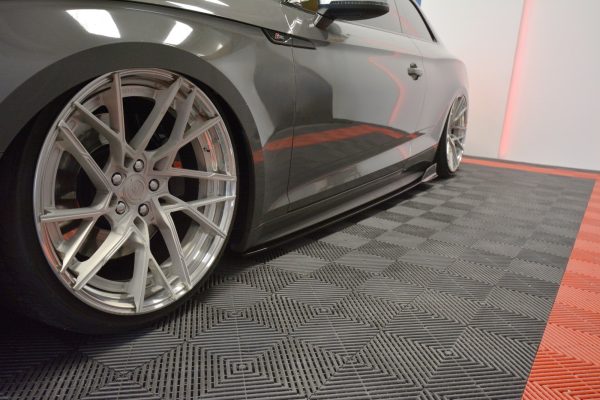 Audi S5 / A5 S-Line F5 Coupé - Lâminas para embaladeiras | AU-S5-2-FSD1FP | Produto Maxton Design distribuído por Unicartuning. Audi S5 / A5 S-Line F5 Coupé - Lâminas para embaladeiras | AU-S5-2-FSD1FP | Produto Maxton Design distribuído por Unicartuning.