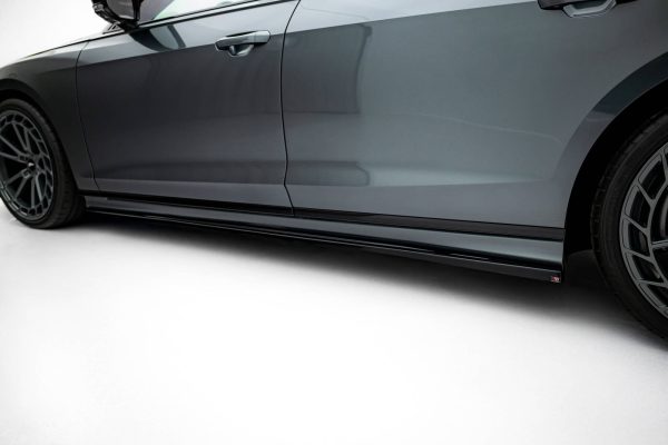 Audi S8 / A8 S-Line D5 (facelift) - Lâminas para embaladeiras | AU-S8-D5-SD1G | Produto Maxton Design distribuído por Unicartuning. Audi S8 / A8 S-Line D5 (facelift) - Lâminas para embaladeiras | AU-S8-D5-SD1G | Produto Maxton Design distribuído por Unicartuning.