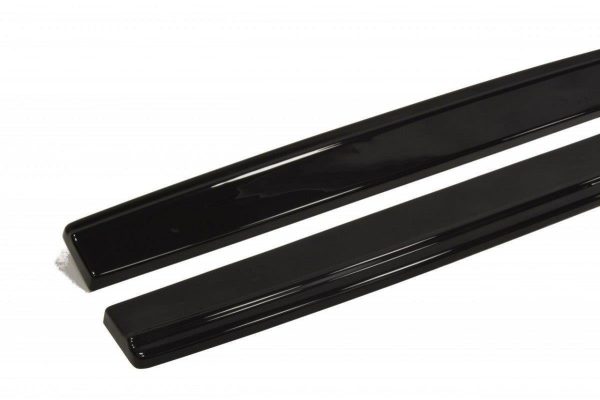 Audi TT RS 8j - Lâminas para embaladeiras | AU-TT-2-RS-SD1G | Produto Maxton Design distribuído por Unicartuning. Audi TT RS 8j - Lâminas para embaladeiras | AU-TT-2-RS-SD1G | Produto Maxton Design distribuído por Unicartuning.