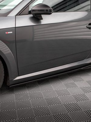 Audi TT S-Line 8s - Lâminas para embaladeiras | AU-TT-3-SLINE-SD1G | Produto Maxton Design distribuído por Unicartuning. Audi TT S-Line 8s - Lâminas para embaladeiras | AU-TT-3-SLINE-SD1G | Produto Maxton Design distribuído por Unicartuning.