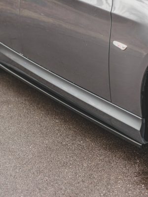 BMW 3 E92 / E93 (modelo Pre-facelift) - Lâminas para embaladeiras | BM-3-91-SD1G | Produto Maxton Design distribuído por Unicartuning.