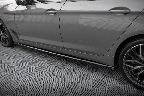 BMW 5 Touring G31 - Lâminas para embaladeiras | BM-5-G31F-SD1G | Produto Maxton Design distribuído por Unicartuning. BMW 5 Touring G31 - Lâminas para embaladeiras | BM-5-G31F-SD1G | Produto Maxton Design distribuído por Unicartuning.